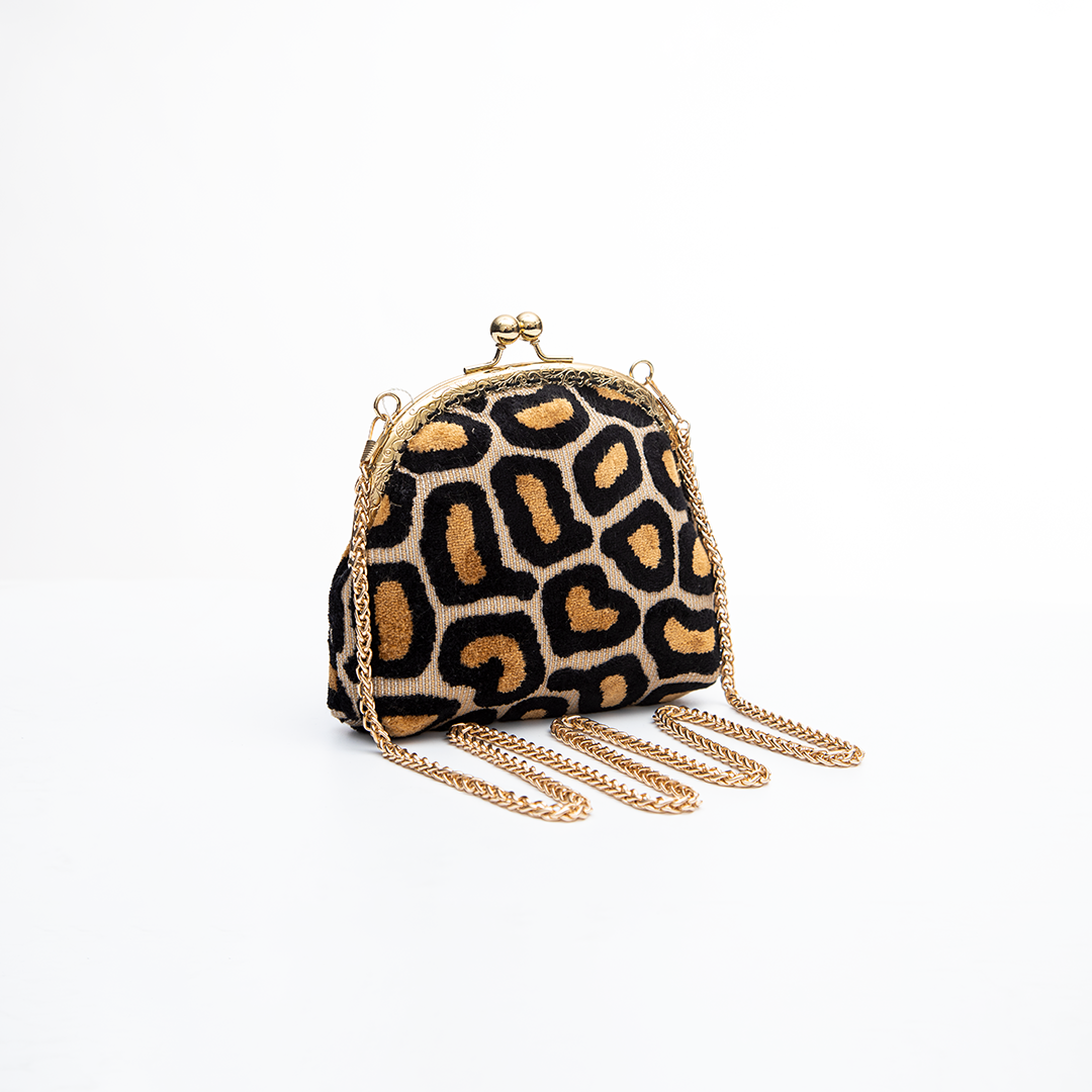 Elegant Leopard Print Kiss-Lock Purse with Golden Chain
